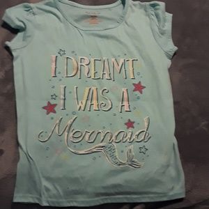 Green/blue Graphic t-shirt